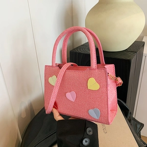 Sac Bandoulière Femme en Cuir PU avec Écusson Cœur Minimaliste Petit Sac Carré avec Poignée Supérieure Sac Messager pour Travail