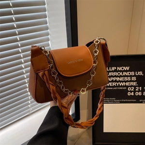 Vintage Women PU Leather Underarm Bag Retro Large Capacity Floral Chain Shoulder Crossbody Square Bag Urban Chic Handbag