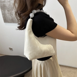 Chic cream beaded handle hobo bag, trendy aesthetic shoulder bag for women style
