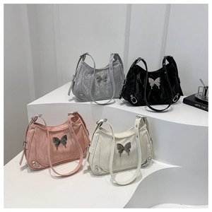 Sacs portés épaule papillon chic en gris noir rose et blanc avec détails plissés