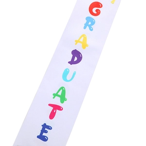 Banda de graduación de satén con texto Graduate colorido para niños de preescolar