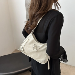 Sac à bandoulière papillon crème chic pour femme avec un style vintage Y2K