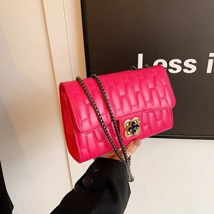 Trendy Quilted Chain Shoulder Bag For Women Floral Lock Crossbody Small Square Bag PU Leather Fashion Underarm Bag