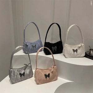 Fashionable butterfly buckle hobo bag for women in five colors with satin pleat texture