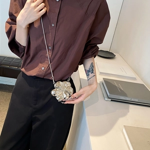 Silver metallic 3D flower mini chain bag with elegant shoulder strap for women