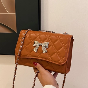 Women Quilted Chain Shoulder Bag Metal Bow Decoration PU Leather Crossbody Square Handbag Elegant Daily Fashion Bag