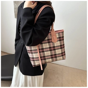 Classic pink plaid tote bag made of thick fabric with faux leather shoulder straps
