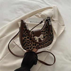 Vintage Leopard Print Crescent Shoulder Bag For Women PU Leather Fashion Underarm Crossbody Bag With Silver Bow Decoration