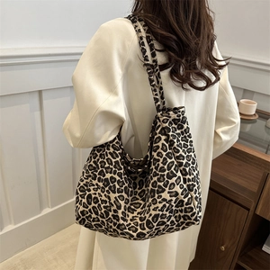 Large leopard print tote bag for women, casual canvas shoulder bag with spacious interior