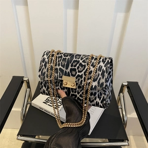 Leopard Print Shoulder Bag For Women Fashion Retro PU Leather Square Crossbody Bag With Gold Chain Strap Metal Lock