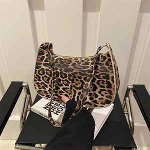 Fashion Leopard Print PU Leather Shoulder Bag For Women Stylish Urban Minimalist Zipper Underarm Hobo Bag Daily Handbag