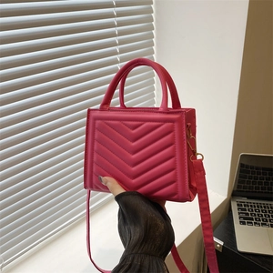 Women Trendy Quilted Chevron Shoulder Bag PU Leather Crossbody Handbag With Top Handle Casual Urban Fashion Small Square Satchel
