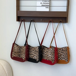 Sac à main tendance à imprimé léopard en quatre couleurs avec finitions en patchwork