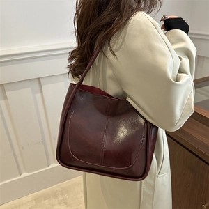 Μινιμαλιστική vintage δερμάτινη τσάντα tote σε μπορντό χρώμα για γυναίκες