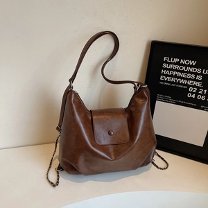 Women Large Capacity PU Leather Shoulder Bag Vintage Pleated Hobo Tote Bag With Chain Strap Commuter Fashion Handbag
