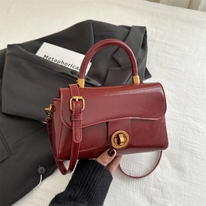 Petit Sac Carré Vintage en Cuir PU à Cire d'Huile pour Femmes Sac à Main Brillant Avec Serrure en Métal Sac à Bandoulière