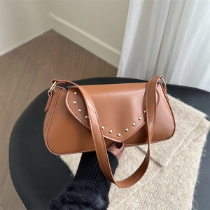 Women Retro PU Leather Rivet Baguette Shoulder Bag Fashionable Large Capacity Underarm Bag For Daily Outings