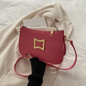 Fashion Women Quilted PU Leather Shoulder Bag Urban Minimalist Crossbody Bag With Large Metal Buckle Casual Tote Handbag