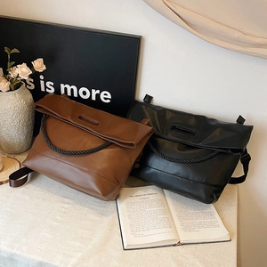Retro large capacity PU leather tote bags in dark brown and black with woven rope detail
