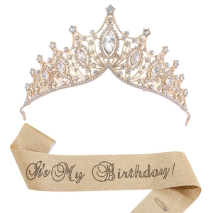 Set corona di strass dorati e fascia glitterata con scritta It's My Birthday per feste