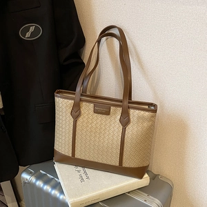 Women Vintage Woven PU Leather Tote Bag Large Capacity Commuting Shoulder Bag With Nylon Lining Fashion Geometric Pattern Handbag
