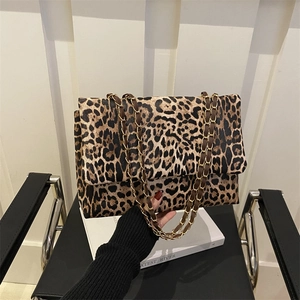 Vintage Leopard Print PU Leather Shoulder Bag For Women Fashion Chain Strap Crossbody Flap Bag Urban Minimalist Tote Bag