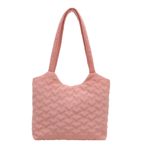 Sac fourre-tout matelassé rose avec broderie cœur et bretelles fixes pour femmes