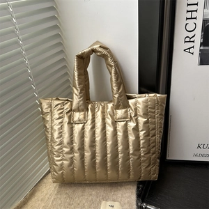 Women Puffy Quilted Tote Handbag Metallic PU Leather Large Capacity Shoulder Bag Fashion Solid Color Casual Top Handle Bag