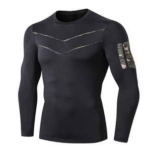 Men's compression long sleeve gym shirt with V-shaped camouflage print and arm pocket