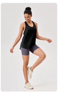 Ademende mesh-textuur van de losse fitnesstop met yoga-shorts met hoge taille
