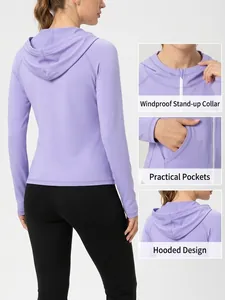 Veste de yoga à capuche lavande ajustée avec col coupe-vent et poches pratiques
