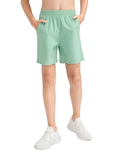 Short de sport vert menthe respirant pour garçon avec taille élastique et poches