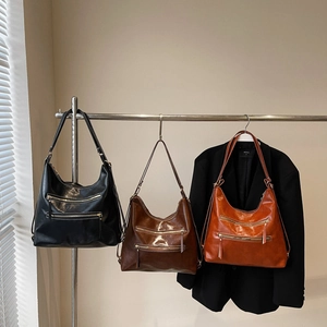 Sac à Épaule Hobo en Cuir PU Rétro de Grande Capacité pour Femme Multi Zips Surpiqûres Contrastées Sac à Main Décontracté Urbain