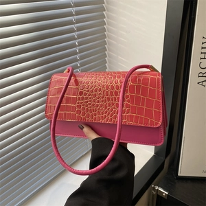 Urban Simple Women PU Leather Crocodile Pattern Shoulder Bag Vintage Underarm Bag With Gold Tone Hardware Daily Fashion Purse