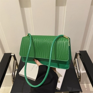 Women Minimalist Woven Flap Shoulder Bag PU Leather Solid Color Underarm Bag Small Square Bag With Gold Hardware