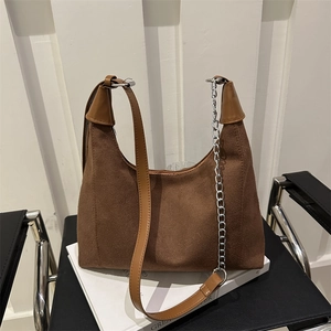 Women Large Capacity Frosted PU Hobo Shoulder Bag Retro Stitching Design Tote Bag With Metal Chain Commuter Crossbody Bag