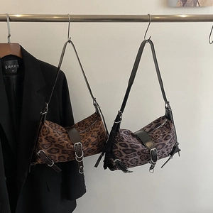 Trendy leopard print large tote bags in brown and grey-purple with metal buckle details