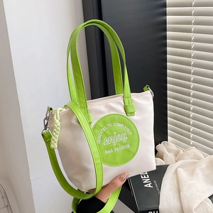 Sac Tote en Nylon Couleur Contrastée pour Femmes Grande Capacité Broderie de Lettres Sac à Épaule Bandoulière Fresh Urban Minimaliste Sac de Mode