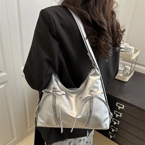 Sac à épaule argenté métallisé avec rubans nœuds et fermetures éclair pour femmes