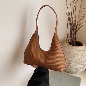 Minimalist French Style Woven Texture PU Leather Hobo Underarm Bag For Women Large Capacity Solid Color Daily Shoulder Handbag