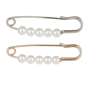 Ensemble d'épingles de sûreté or et argent avec cinq perles pour écharpes et châles