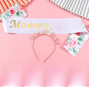Diadème Mommy To Be or rose et écharpe en satin blanc pour décoration de fête prénatale