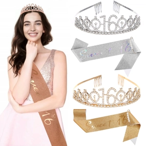 Décoration de Fête d'Anniversaire Sweet 16 Couronne Tiara en Alliage Strass Écharpe Pailletée Avec Épingle à Künstliche Perles Pour Cadeau d'Anniversaire Fille
