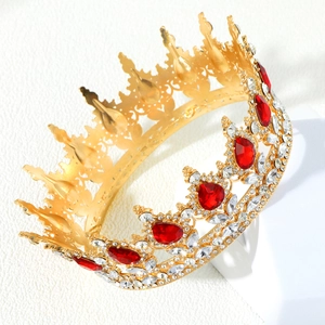 Couronne de mariée baroque dorée ornée de cristaux rouges et diamants blancs