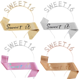 Set corona e fascia Sweet 16 in quattro colori con strass luccicanti per ragazze