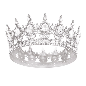Baroque bridal crown with silver crystals and teardrop rhinestones for wedding parties