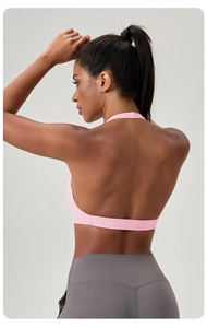 Soutien-gorge de sport dos nu rose avec design ouvert et bande de maintien large