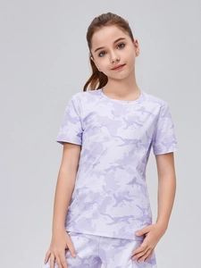 Ensemble de sport fille violet camouflage avec t-shirt respirant et short assorti