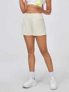 Short de sport taille haute pour femme, blanc cassé, séchage rapide avec fentes latérales