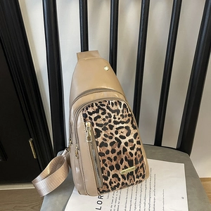 Leopard Print Patchwork Chest Bag Fashion PU Leather Multi-Pocket Shoulder Bag Crossbody Bag Casual Women Daily Travel Storage Bag